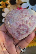 Load and play video in Gallery viewer, Awesome Strawberry Pegmatite Hearts (Lot 1)
