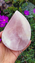 Load and play video in Gallery viewer, Leaf &amp; Teardrop Rose Quartz Bowls
