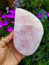 Load image into Gallery viewer, Leaf &amp; Teardrop Rose Quartz Bowls
