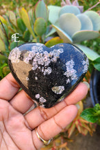 Load image into Gallery viewer, Diorite Hearts (Lot 1)
